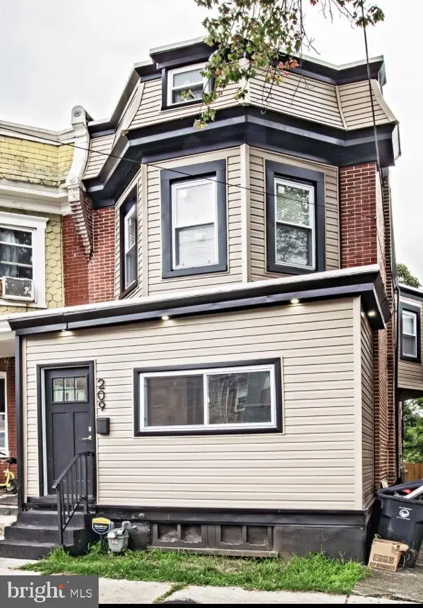209 W 30th St, Wilmington, DE 19802 - #2