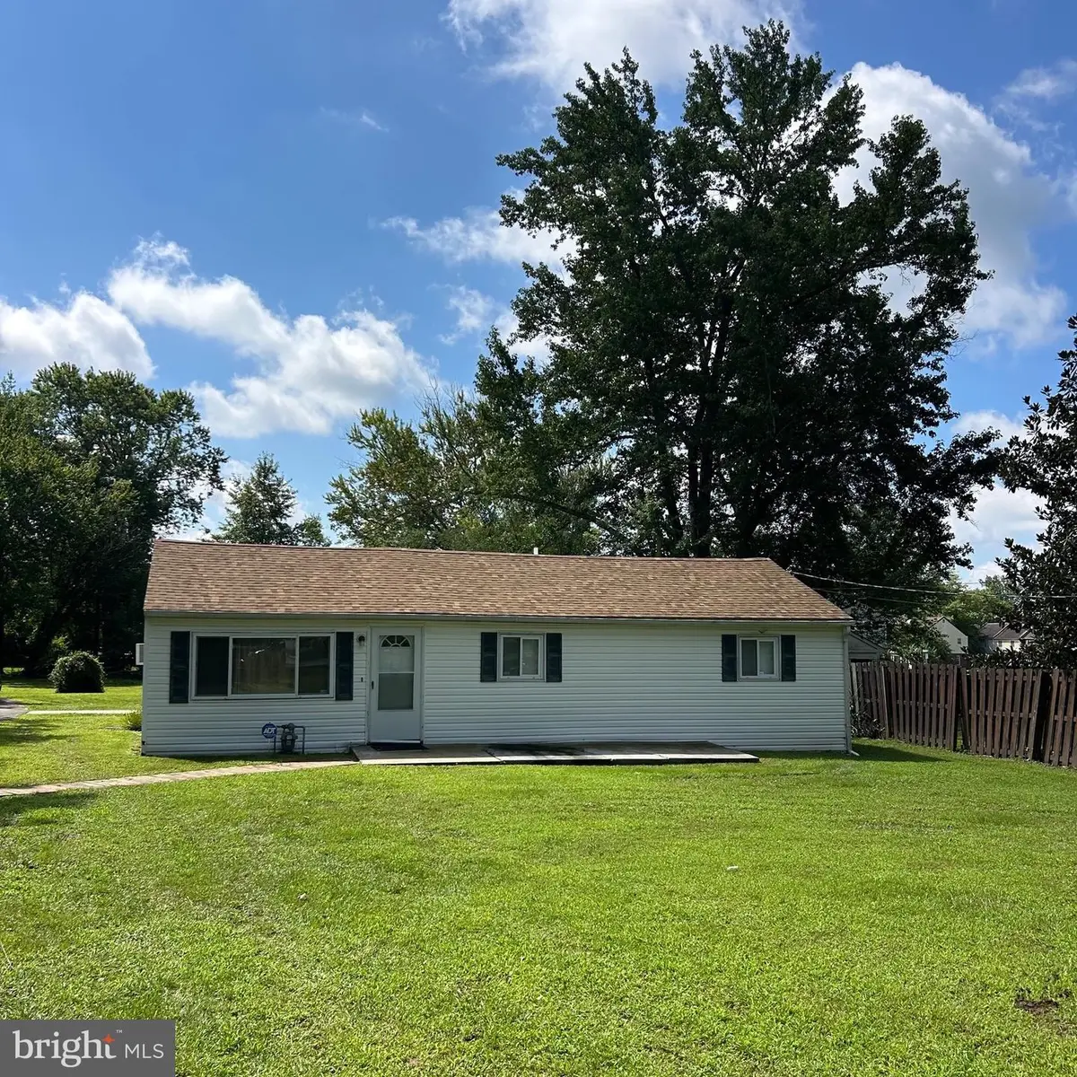 951 Barksdale Rd, Newark, DE 19711 - #1