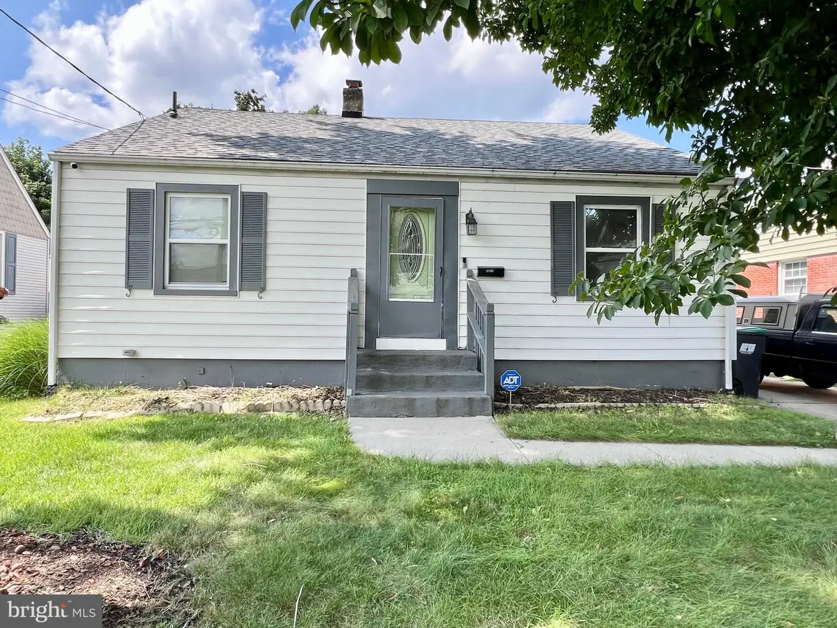 2611 Washington Ave, Claymont, DE 19703 - #1