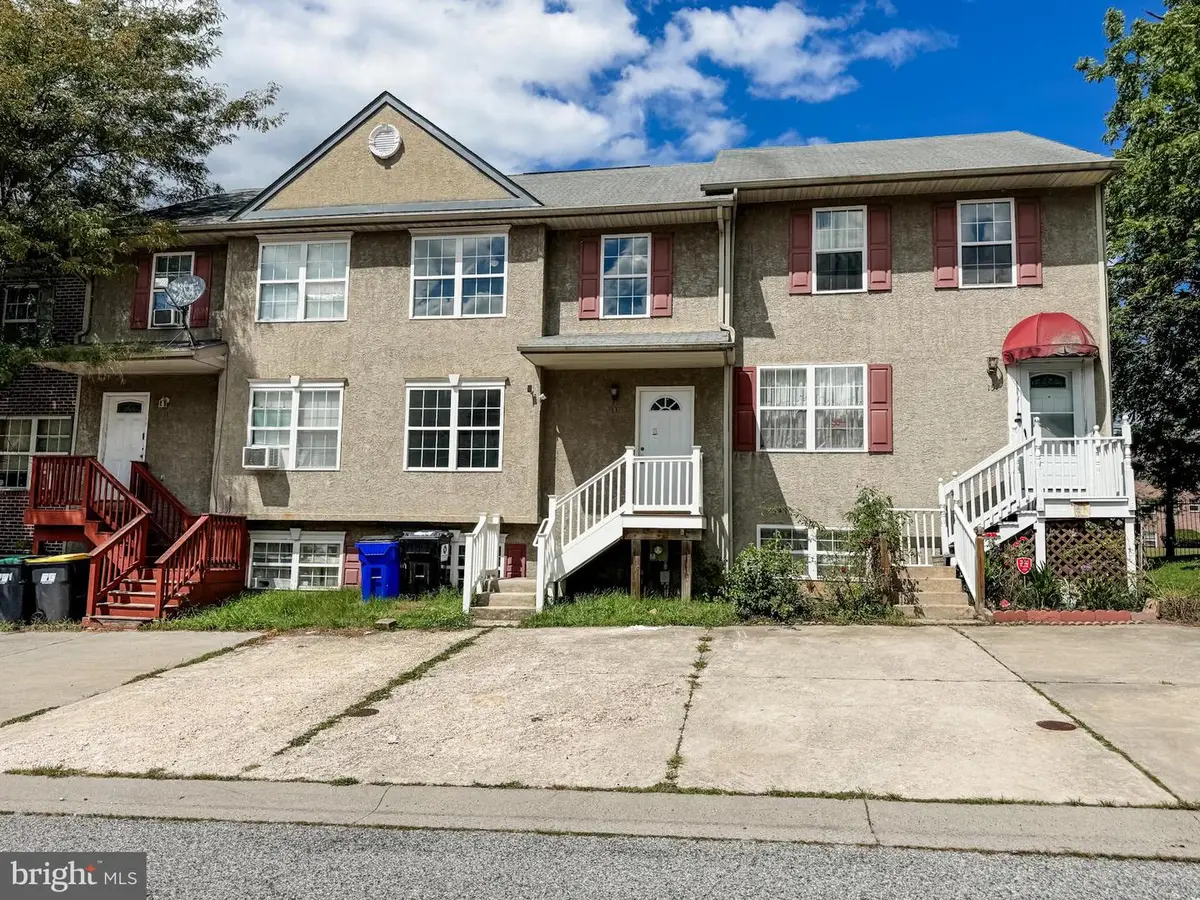 13 Freedom Ct, New Castle, DE 19720 - #1