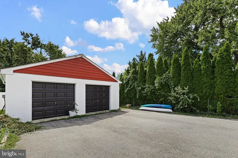 2404 Lincoln Ave, Claymont, DE 19703 - #3