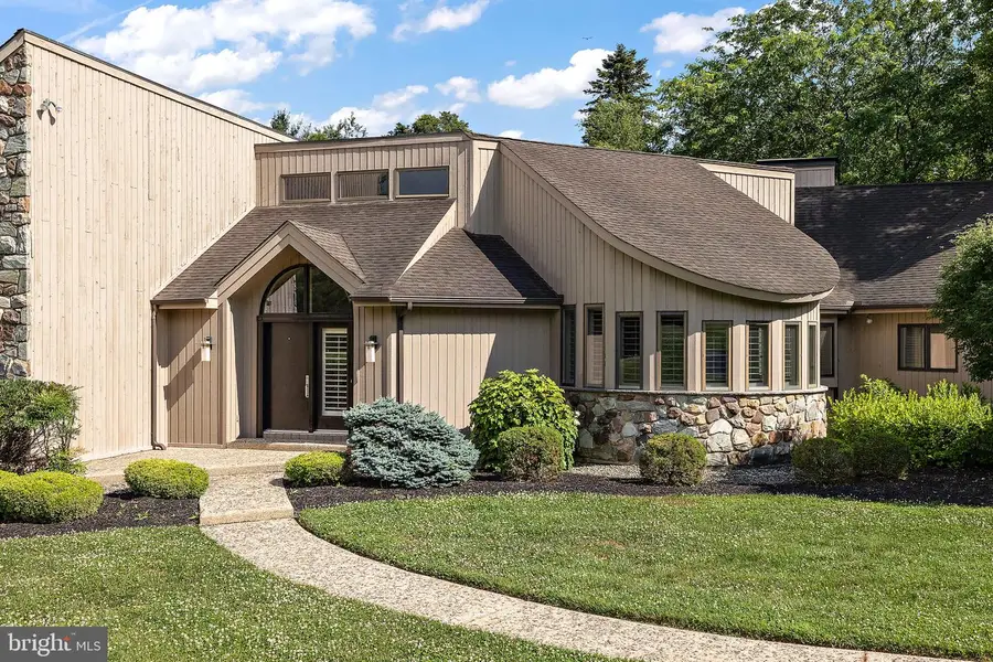 12 W Mozart Dr, Wilmington, DE 19807 - #3