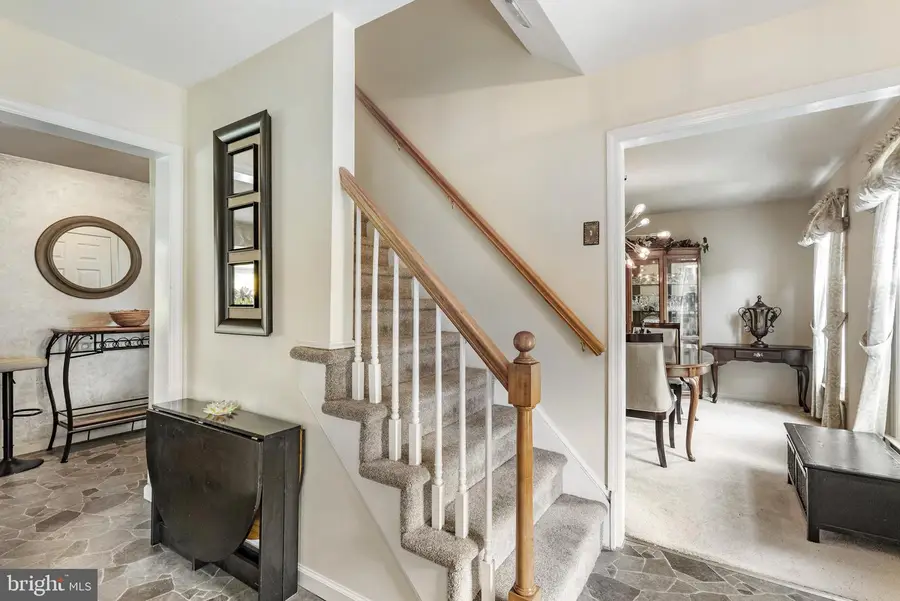 12 Gloucester Ct, Newark, DE 19702 - #3