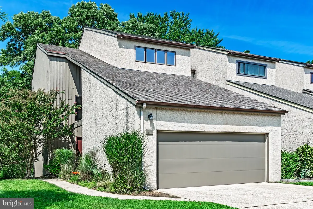 11 Falcon Ct, Wilmington, DE 19808 - #1