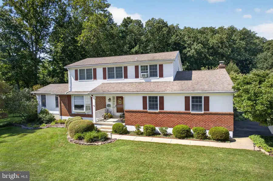 821 N Country Club Dr, Newark, DE 19711 - #2