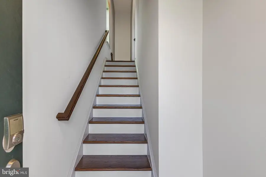 621 S Twin Lakes Blvd, Newark, DE 19711 - #3