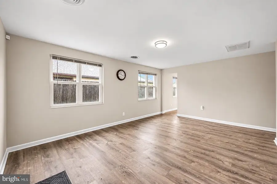 318 Elwood Pl, New Castle, DE 19720 - #3