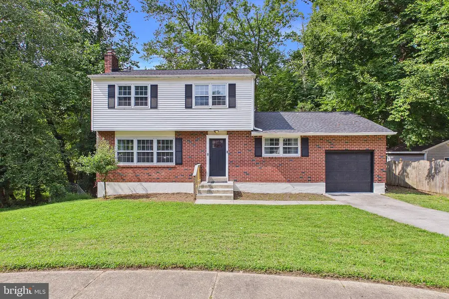 545 E Hanna Dr, Newark, DE 19702 - #2