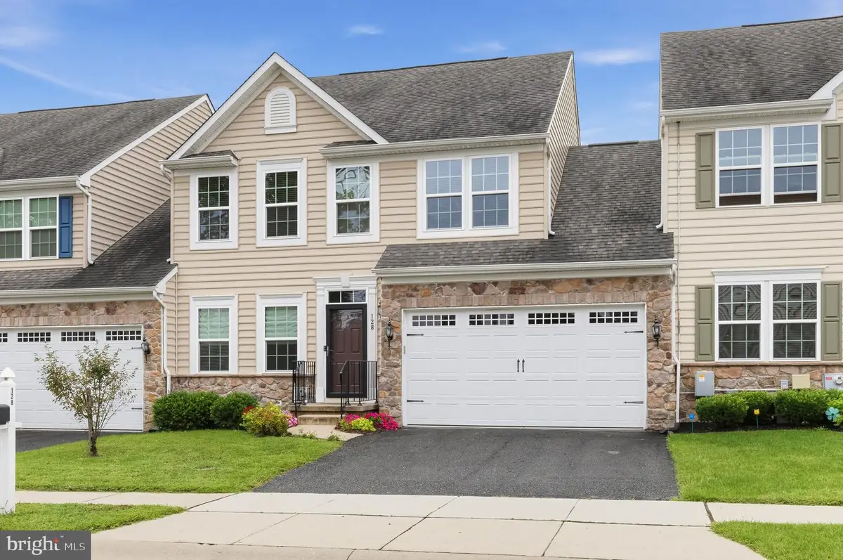 128 E General Grey Ct, Newark, DE 19702 - #1
