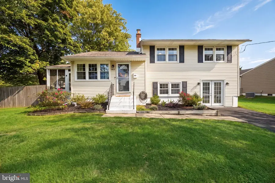 1412 Oak Hill Dr, Wilmington, DE 19805 - #2