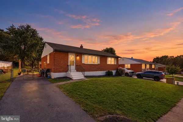 32 Tiverton Cir, NEWARK, DE 19702