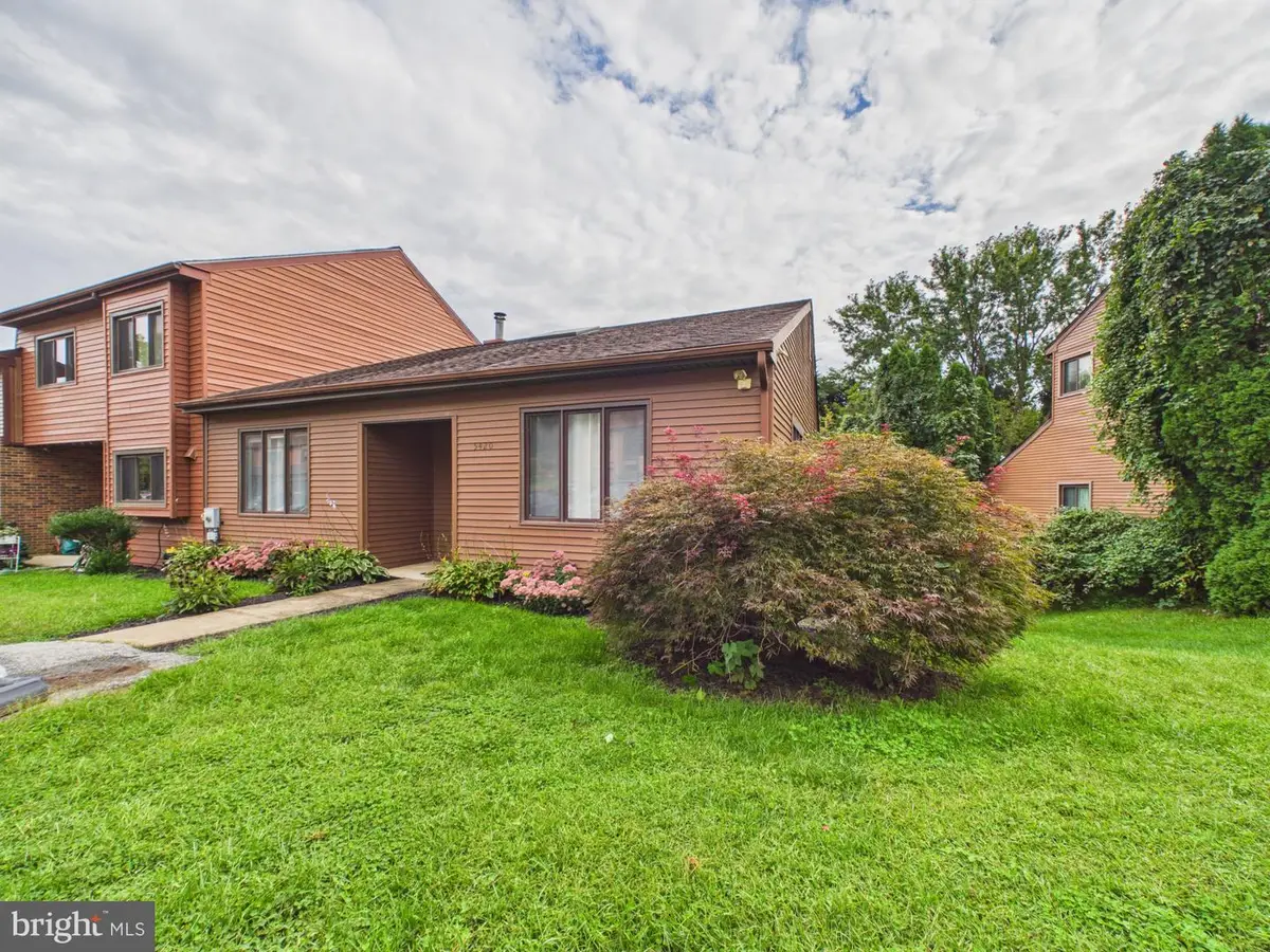 5420 Pinehurst Dr, Wilmington, DE 19808 - #1