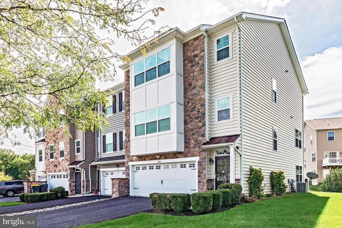 792 Jacobsen Cir, Newark, DE 19702 - #1