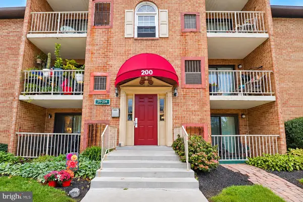 212 Governor Cir, WILMINGTON, DE 19809
