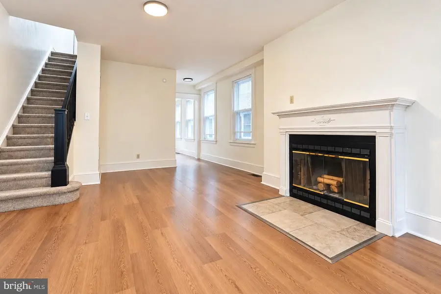 120 N Broom St, Wilmington, DE 19805 - #2