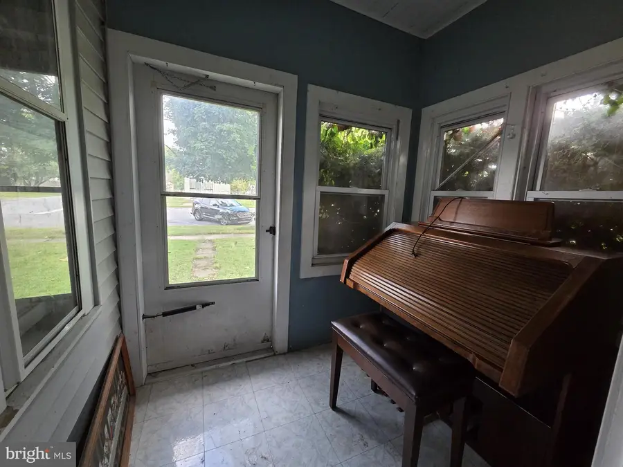 320 Washington St, Delaware City, DE 19706 - #3