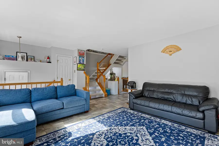 135 Attic Ct, Wilmington, DE 19808 - #2