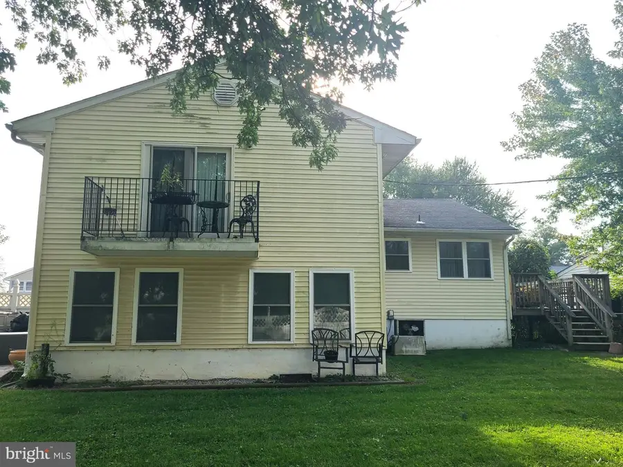 33 Briarcliff Dr, New Castle, DE 19720 - #3