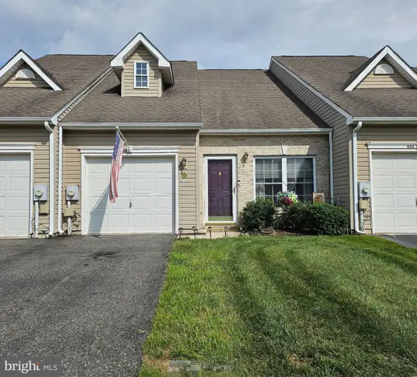 446 Sweetman Dr, BEAR, DE 19701