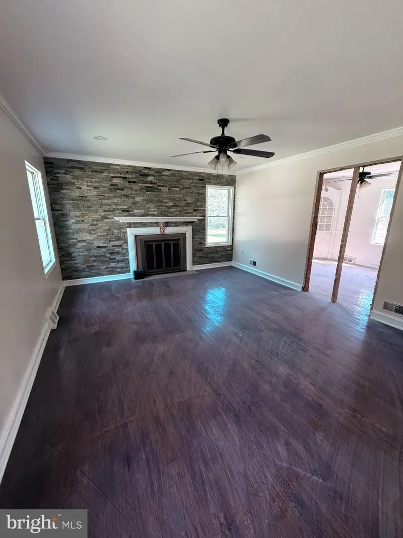 18 Mount Airy Dr, Wilmington, DE 19807 - #3