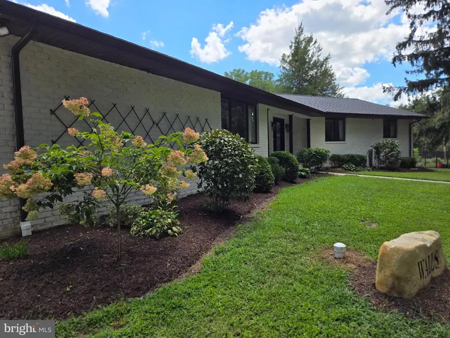 708 Meadow Brook Ln, Milford, DE 19963 - Image #2