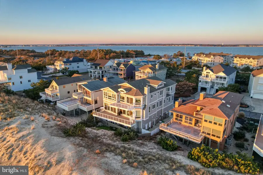 37105 Ocean Park Ln, Fenwick Island, DE 19944 - Image #2