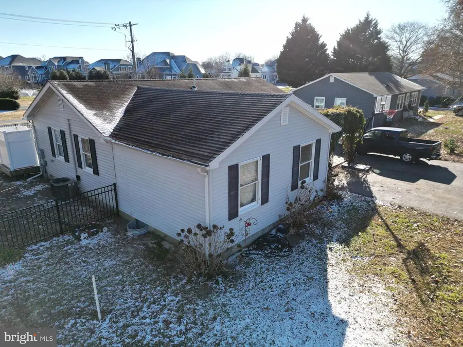 83 Dorothy Cir, Ocean View, DE 19970 - Image #3