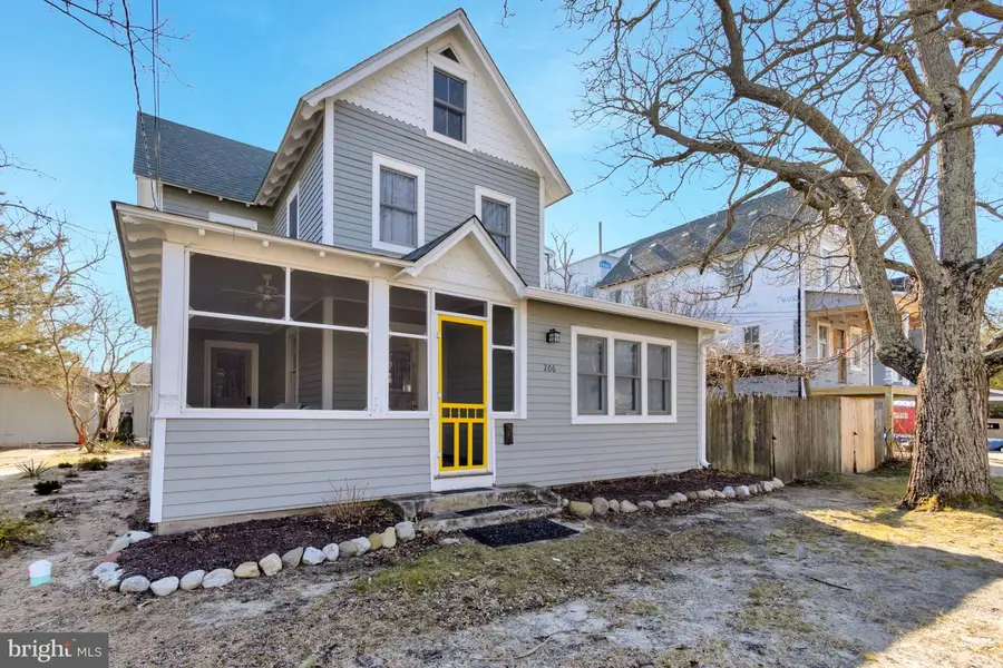 206 E Market St, Lewes, DE 19958 - Image #2