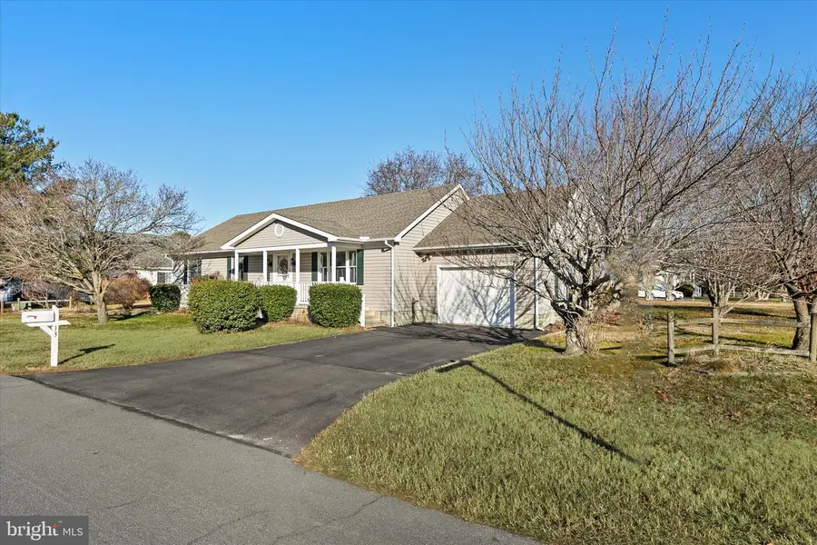 13 S Primrose Ln, Ocean View, DE 19970 - Image #2