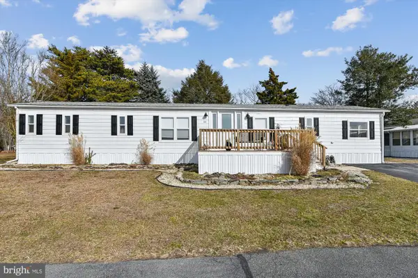 10 Carriage Ln, REHOBOTH BEACH, DE 19971