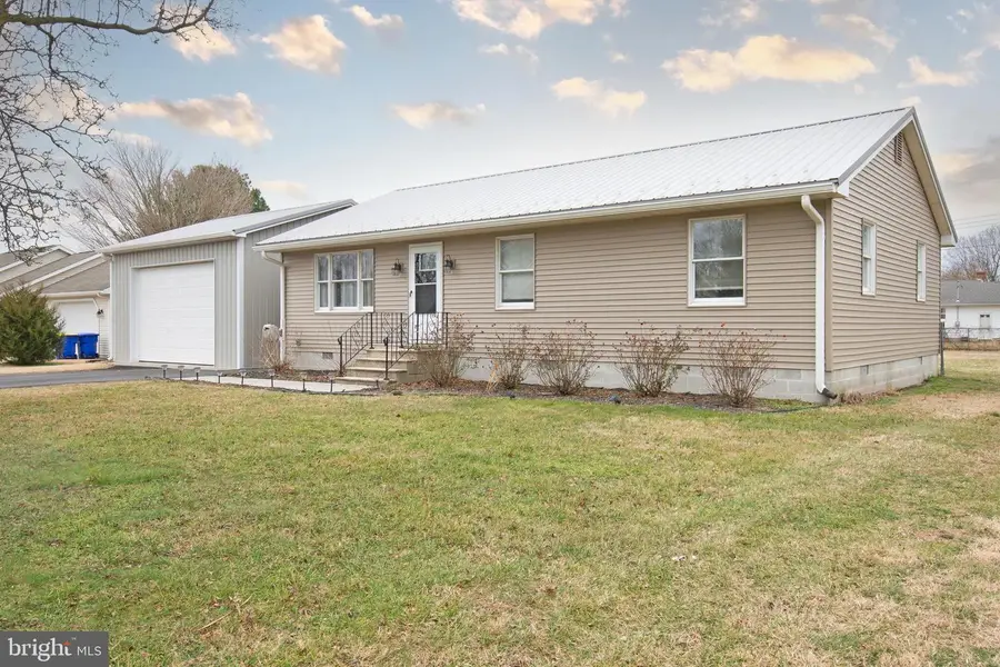 611 Evans Dr, Milford, DE 19963 - Image #2