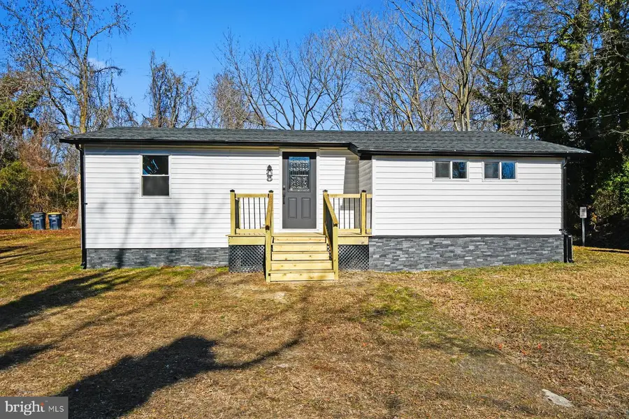 405 Park Ln, Laurel, DE 19956 - #2