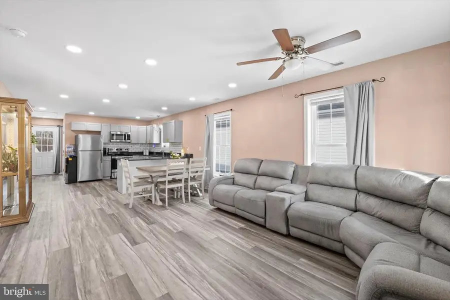 9 W High St, Seaford, DE 19973 - #3