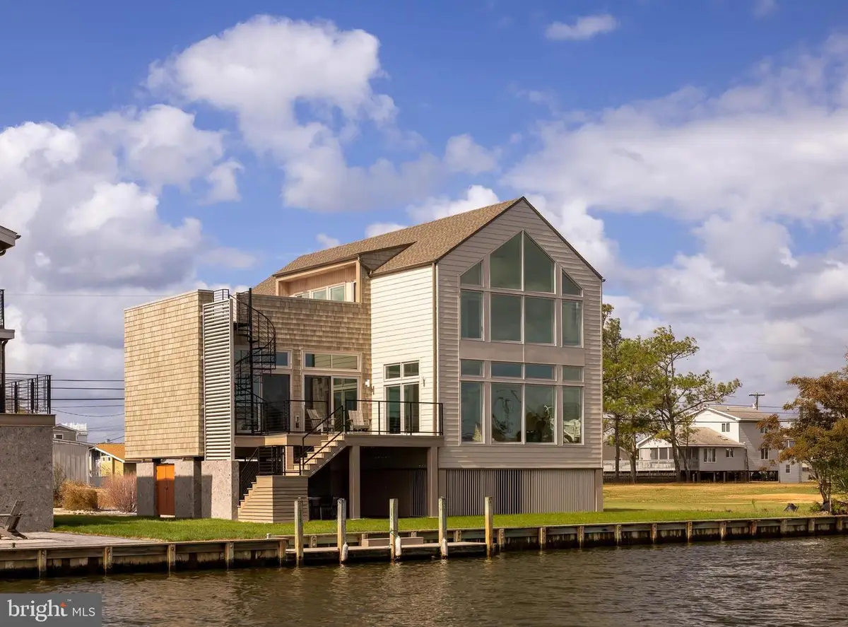 318 York Rd, South Bethany, DE 19930 - #1