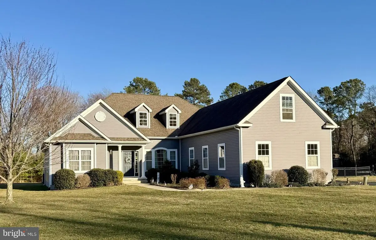 16244 Edgewater Dr, Milton, DE 19968 - #1