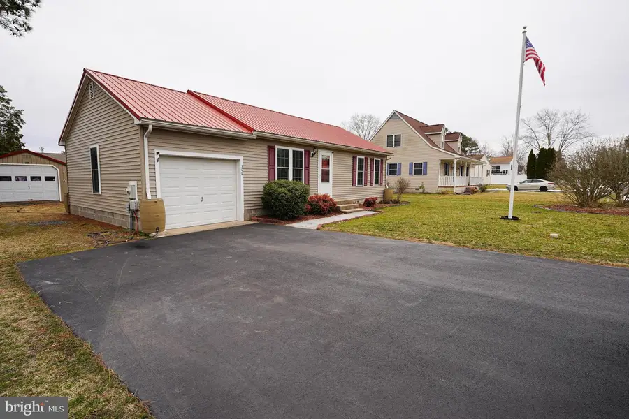 306 N Margaret St, Georgetown, DE 19947 - #2