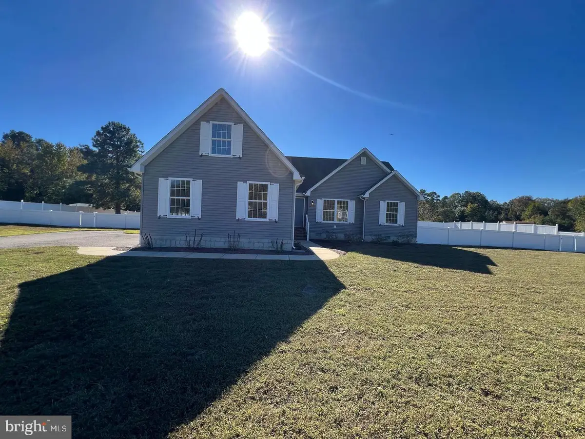 33016 Forest Knoll Dr, Laurel, DE 19956 - #1