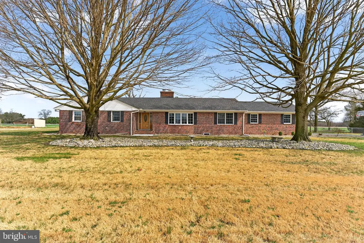 30077 Fire Tower Rd, Laurel, DE 19956 - #1