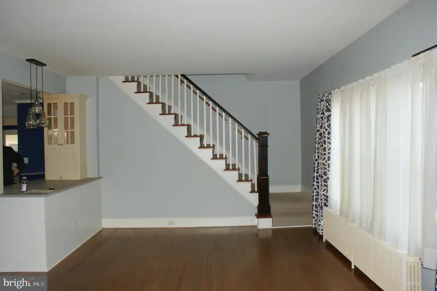 231 W Pine St, Georgetown, DE 19947 - #3