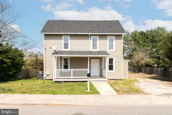 235 W 10 St, LAUREL, DE 19956