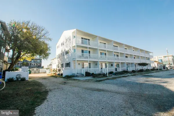 24 Dickinson Ave #8b, DEWEY BEACH, DE 19971