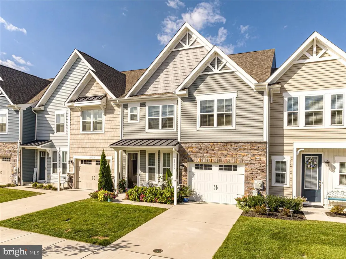 38057 Cross Gate Rd, Millville, DE 19967 - #1