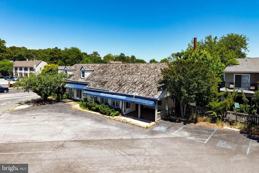 330 Rehoboth Ave, Rehoboth Beach, DE 19971 - #3