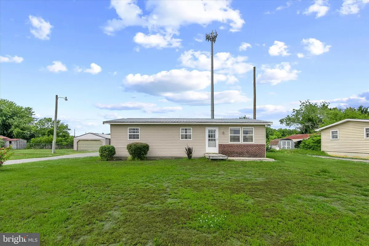 22984 Hollyville Rd, Harbeson, DE 19951 - #1
