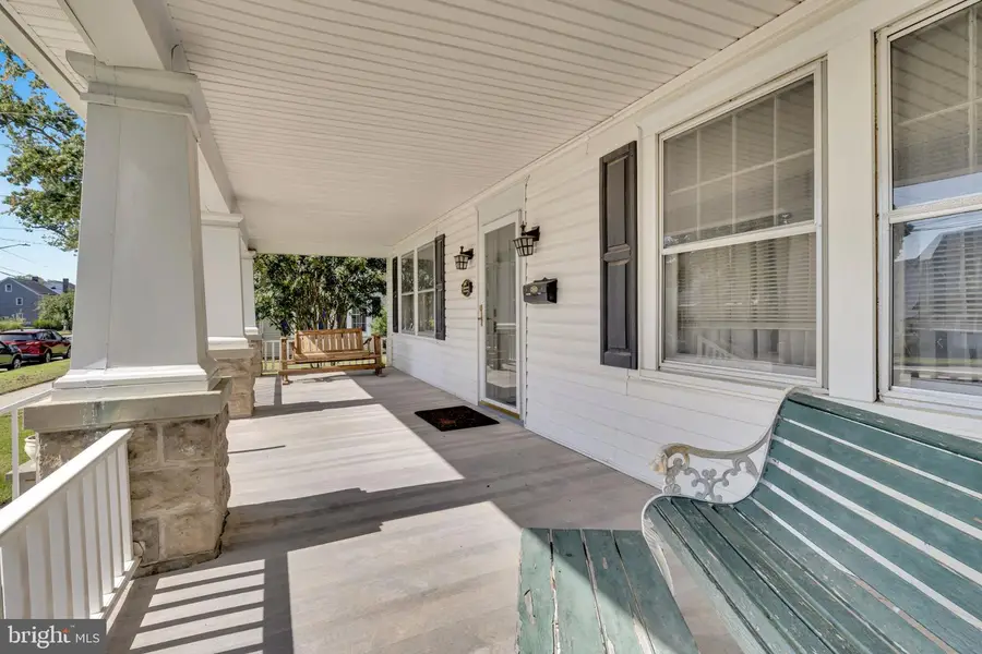 110 Delaware Ave, Bridgeville, DE 19933 - #3
