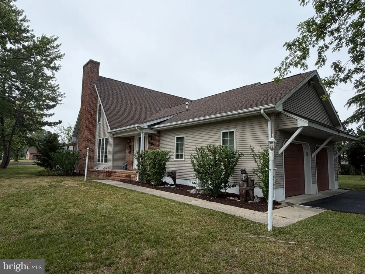 126 Naomi Dr, Ocean View, DE 19970 - #1