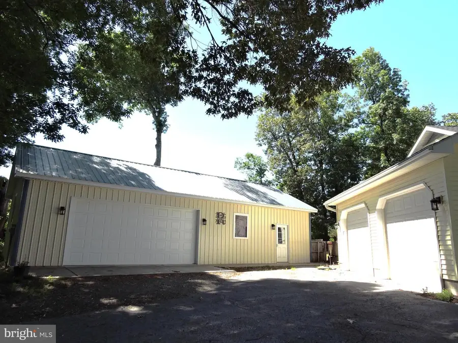 2 S Shore Dr, Lincoln, DE 19960 - #3