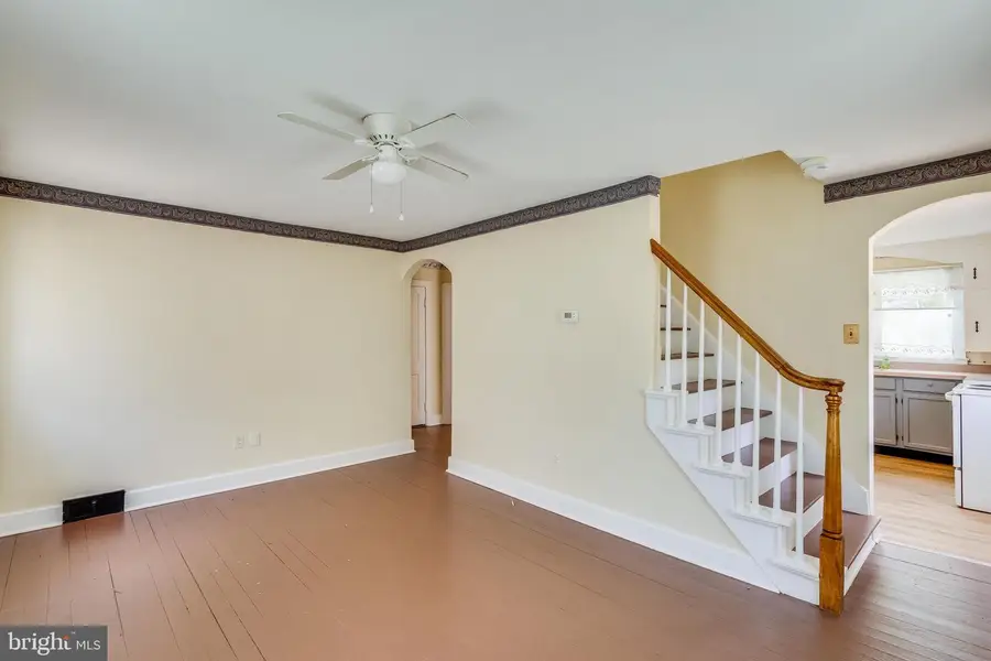 316 E 6th St, Laurel, DE 19956 - #3