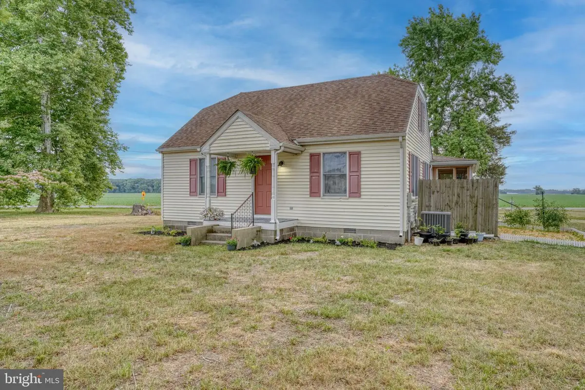 20456 Camp Rd, Bridgeville, DE 19933 - #1