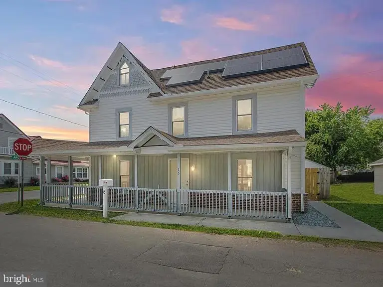 15 E 3rd St, Seaford, DE 19973 - #1